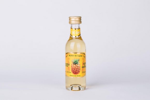 Pineapple Small Liquor – Mulher de Capote